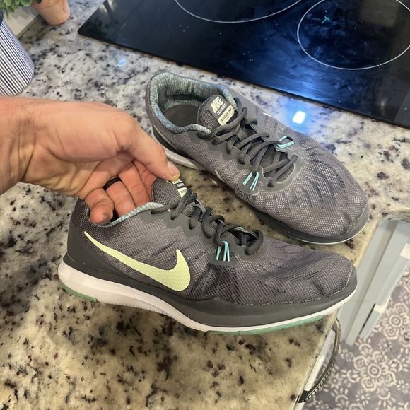 Nike In Season TR 7 Running Training Shoes Women's Sz 10 Gray Athletic Used - Picture 1 of 7